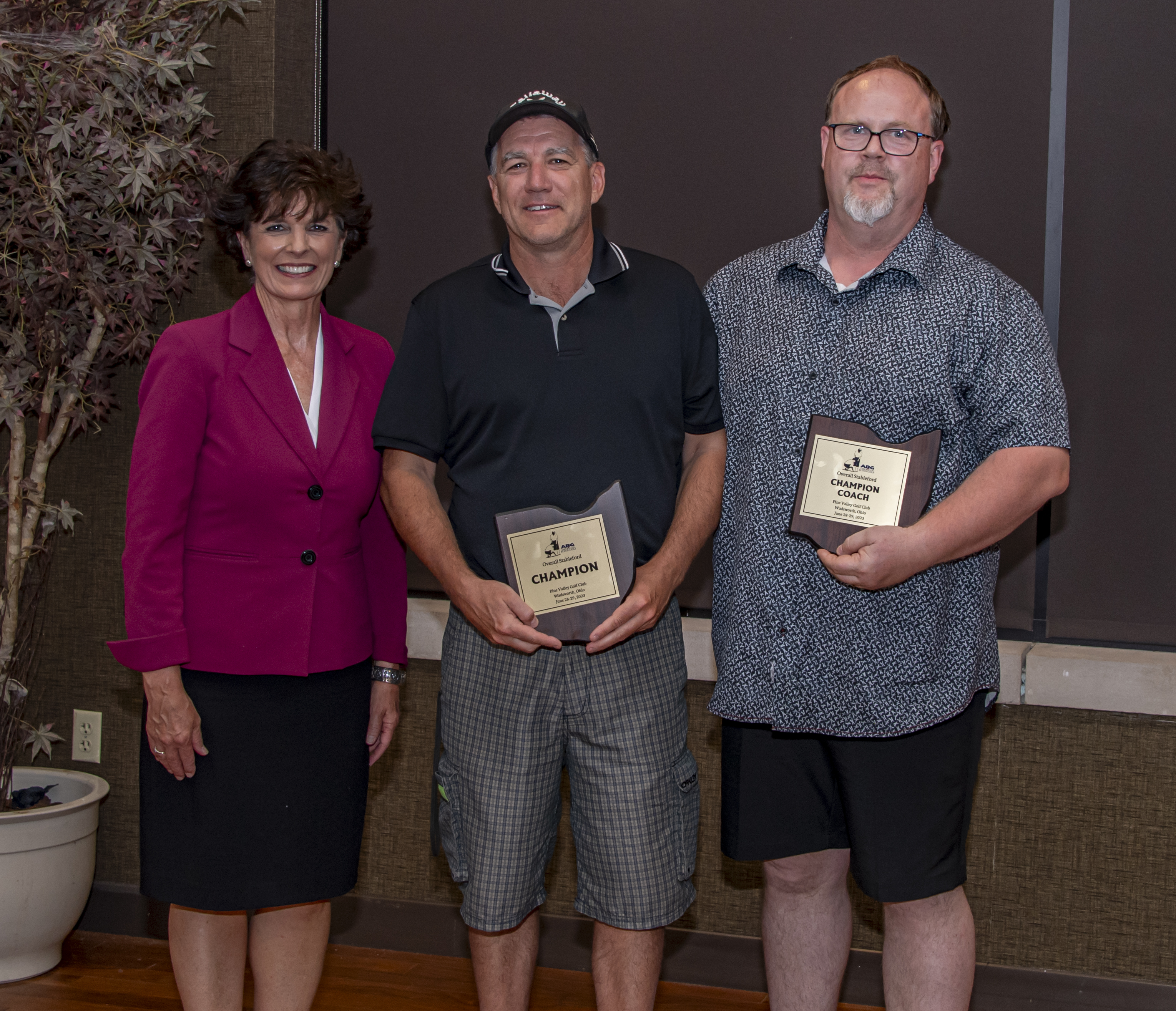From left to right: Mayor Laubaugh, Coach Steve Duff & Stableford Champion Rick Kush